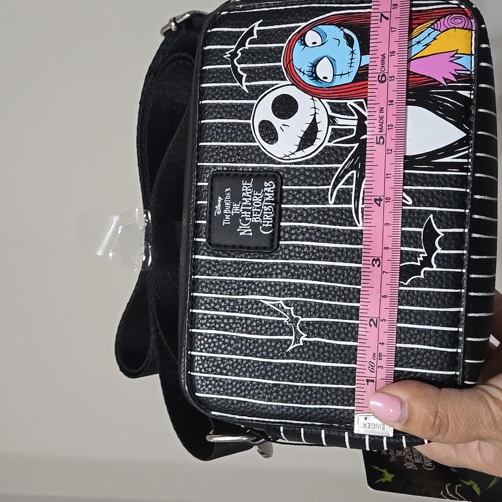 The Nightmare Before Christmas Camera Bag Purse Jack and Sally, Stripes - Picture 8 of 10